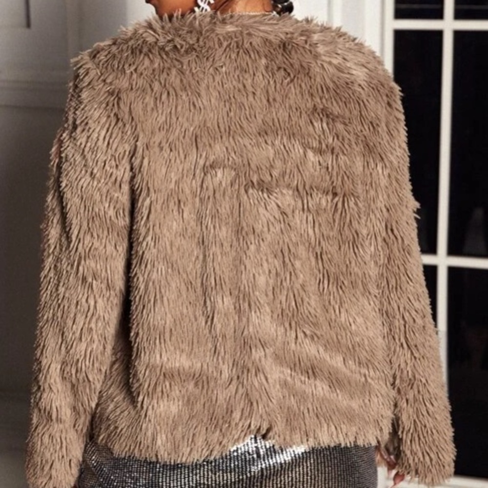 Mocha Brown Fuzzy Jacket in 2XL - Picture 2 of 3
